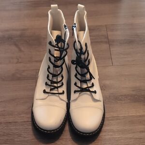 Arizona White Combat Boots